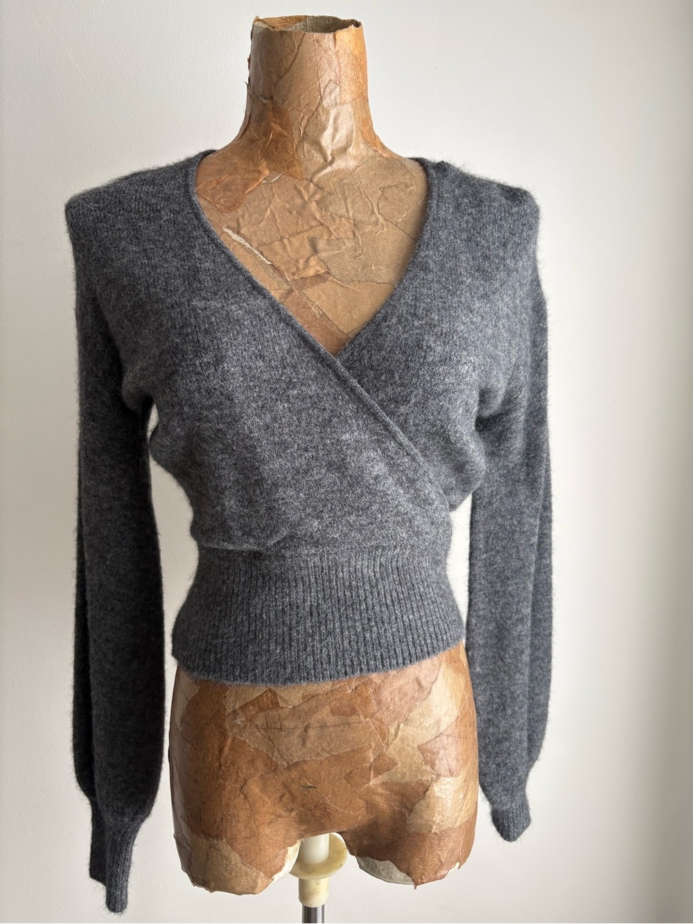 NWT Wilfred Aritzia Heather Charcoal Wrap Sweater 2XS